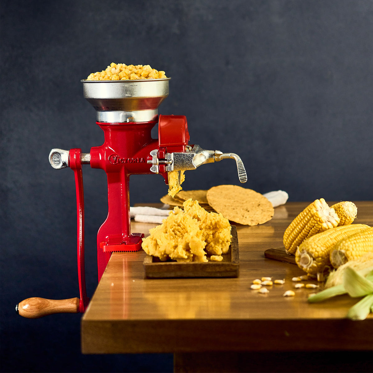 Molino Manual de Hierro Fundido Tolva Baja Rojo