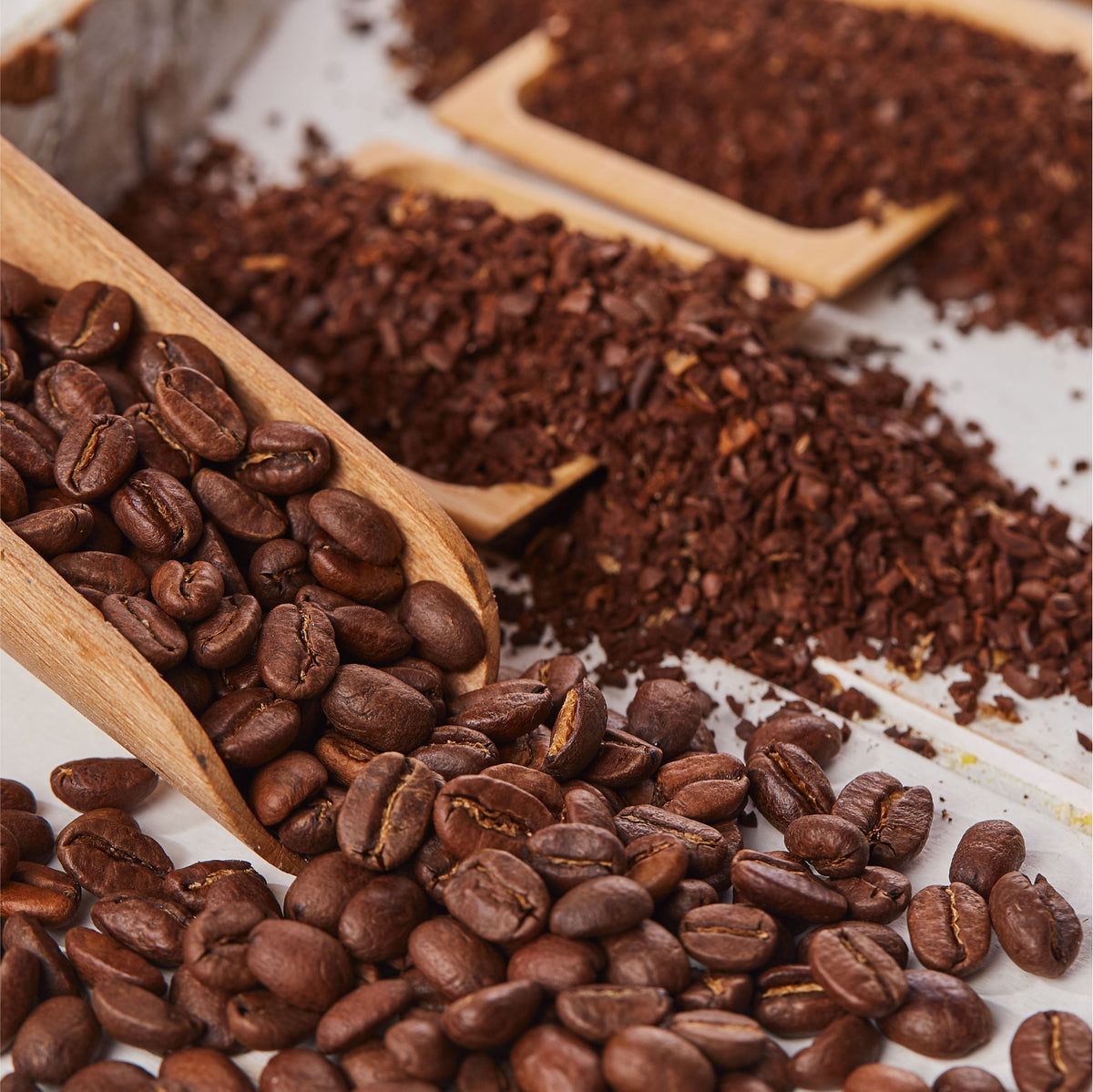 Molino Manual de Hierro Fundido Tolva Baja Rojo