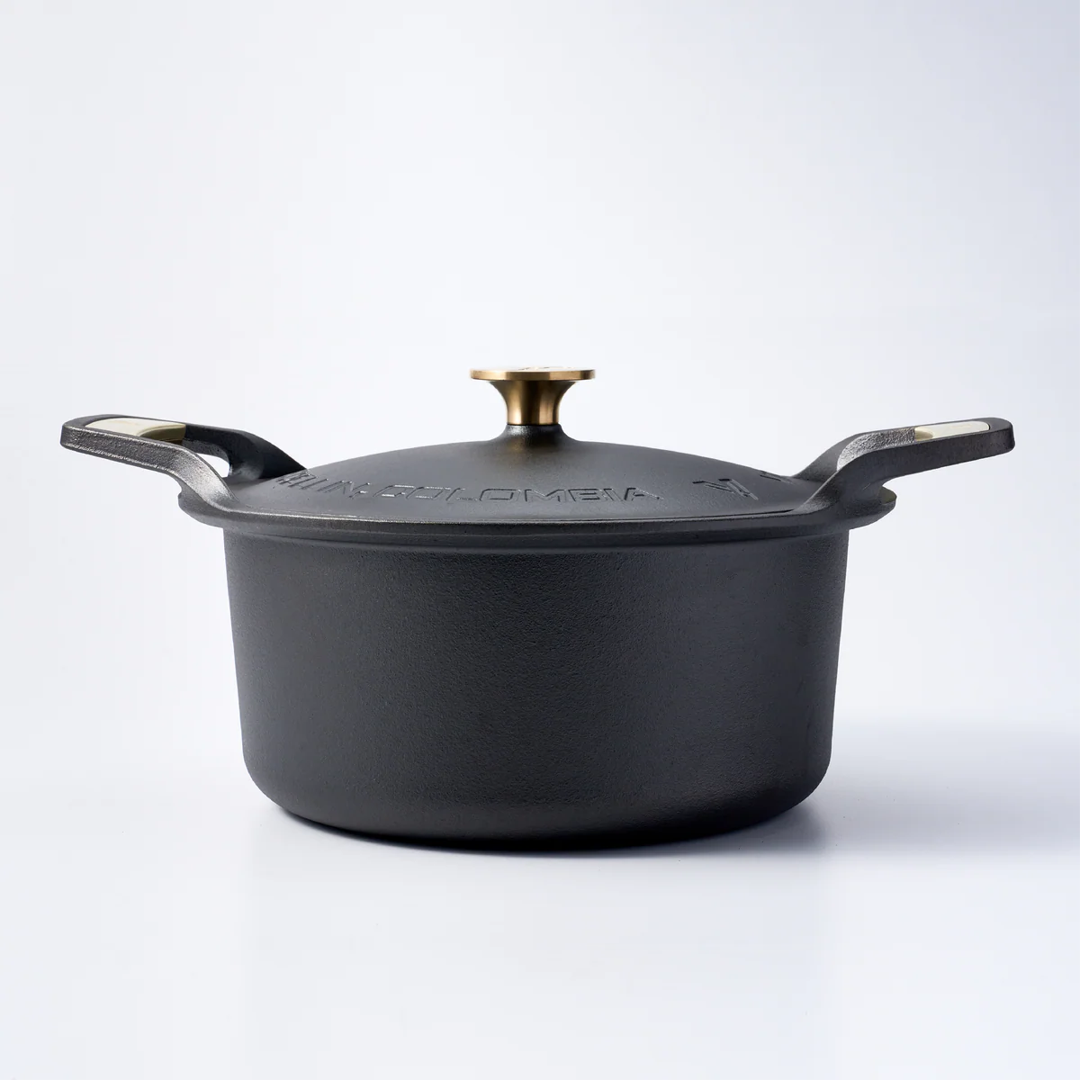 Horno Holandés Hierro Fundido Curado Signature Glod 5.7L