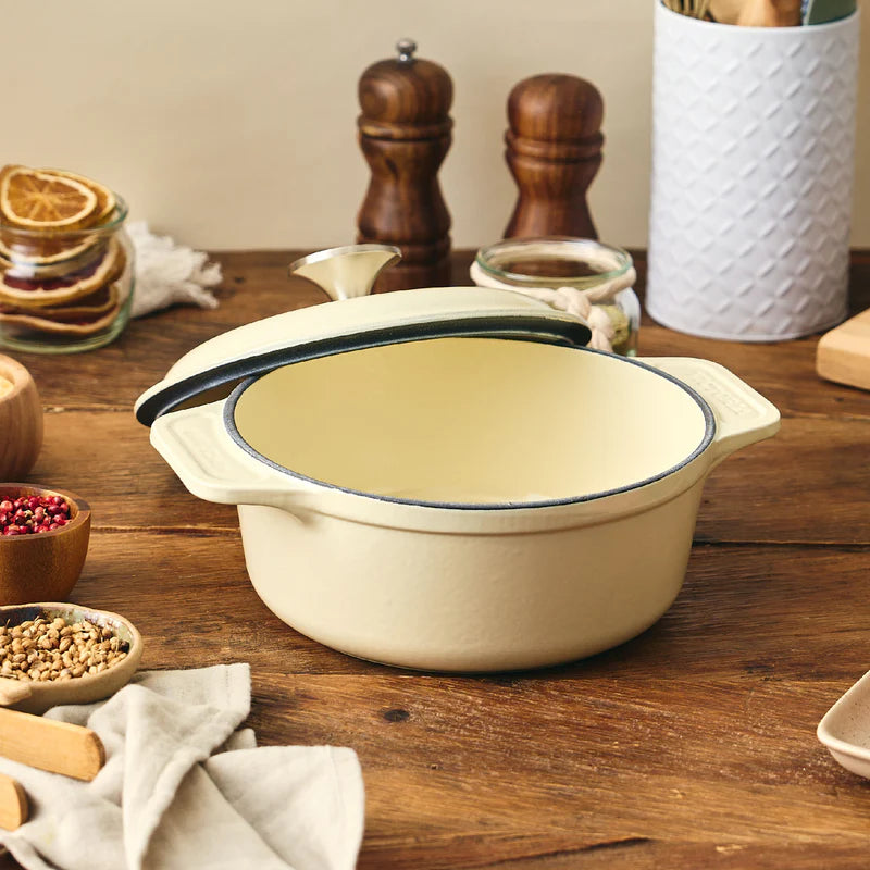 Horno Holandés Hierro Fundido Esmaltado White Sable 1.9 L